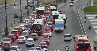 Paytaxtın bu yollarında tıxac var