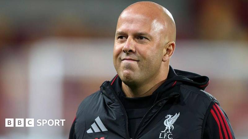 Arne Slot "Liverpul"un Heyətinin Dərinliyi Barədəki Narahatlıqları Rədd Etdi