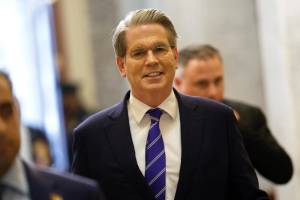 Bessent: ABŞ çox güman ki, Çinə qarşı 100 faizlik tariflər tətbiq etməyəcək Xəbər şəkili