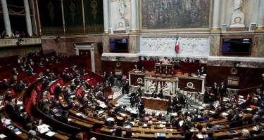 Fransa hökumətinə qarşı etimadsızlıq irəli sürüldü