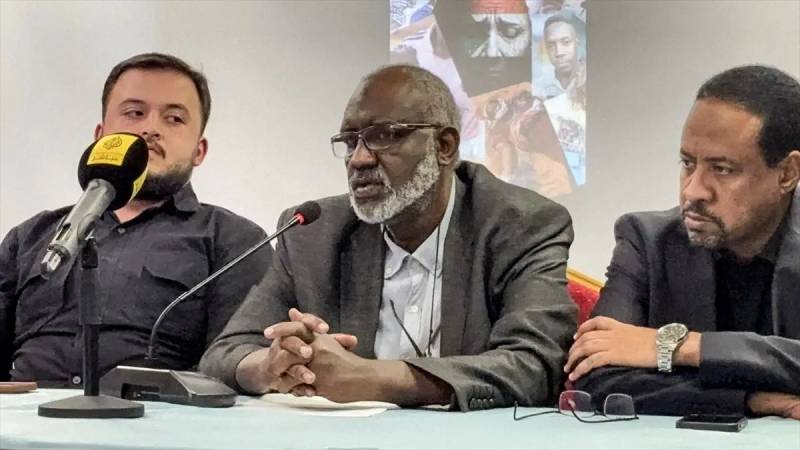 İstanbulda Sudanlı Təşkilatlar El-Fəşirdəki Vəhşiliyə Qarşı Hərəkətə Çağırır: 500 Mindən Çox İnsan Evindən Qovulub