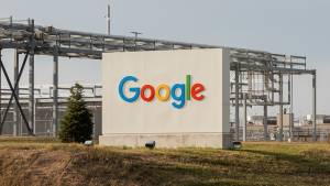 Google Süni İntellekt (Sİ) Tələbatını Ödəmək üçün Bağlanmış Atom Stansiyasını Yenidən İşə Salır