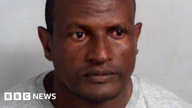 Deportasiyanı pozmaq hədəsi: Səhvən azad edilən miqrant cinayətkara 500 funt niyə verildi?