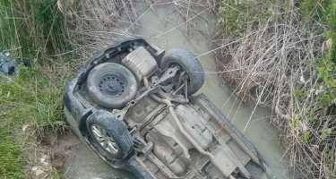 Salyanda avtomobil kanala aşıb, 3 nəfər öldü