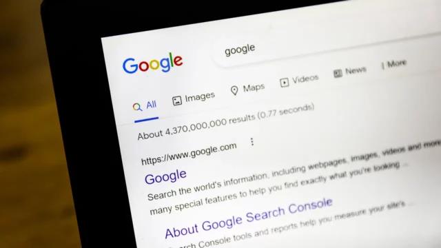 Google reklamları gizlədilə bilər! Xəbər şəkili