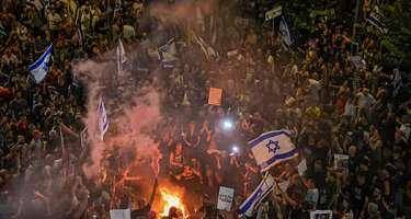 ​Minlərlə israilli küçələrə axışdı