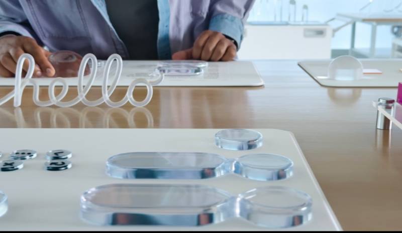 Apple Liquid Glass Dizaynını Dəyişdirməyə İcazə Verir: Yeni 'Rəngli' Seçim Əlavə Edildi
