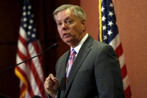 Senator: Tramp Venesuelada quru əməliyyatla bağlı dinləmələr keçiriləcək