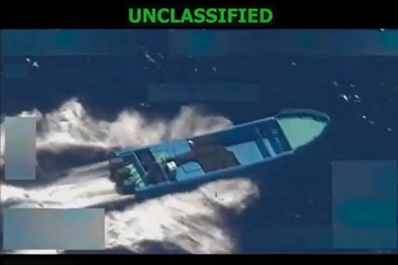 Pentaqon Sakit okeanda katerlərə zərbələr endirib