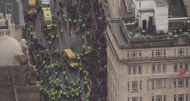 “Liverpul”un çempionluq bayramında 17 nəfər xəsarət aldı