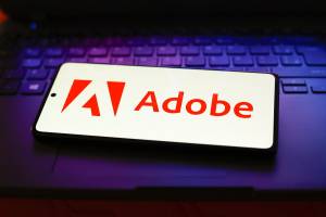 Adobe Firefly Image 5 Təqdim Edildi: Təbəqə Dəstəyi və Fərdi Modellər Yaratmaq İmkanı