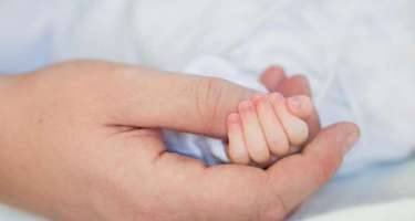 1 yaşlı uşaq su quyusuna düşüb öldü