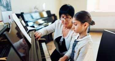 Sertifikasiyadan kəsilən müəllimləri nə gözləyir?