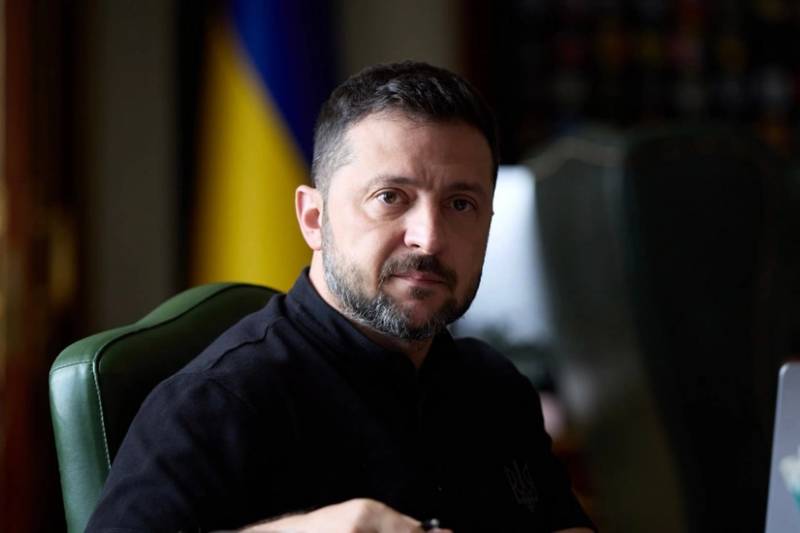 Zelenski: Ukrayna Rusiya ilə bütün mümkün danışıqlara hazırdır