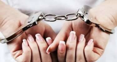 Bakıda tibb bacısı vətəndaşın evini qarət etdi