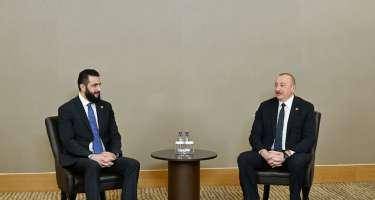 İlham Əliyev Əhməd Əl Şaraanı Azərbaycana səfərə dəvət etdi