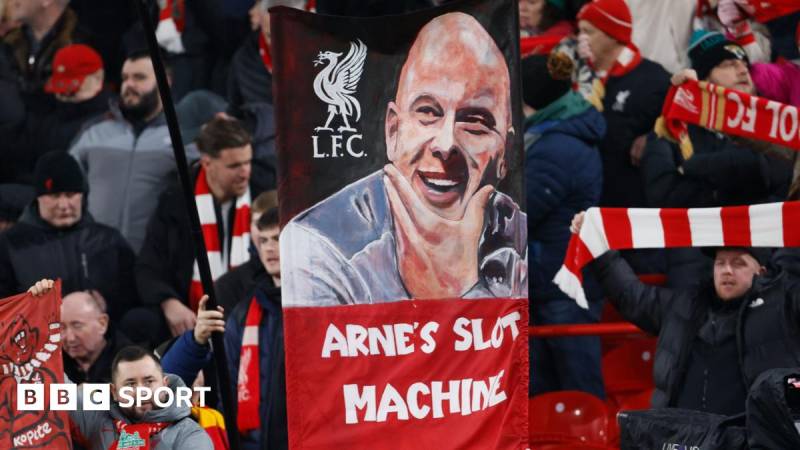 Arne Slot Liverpulda Təzyiq Altındadır? Klubun Əfsanəvi Məşqçisi Haqqında Azarkeşlərin Fikirləri