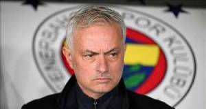 Mourinyo ulduz futbolçunu ​razı salmaq üçün şəxsən zəng etdi Xəbər şəkili
