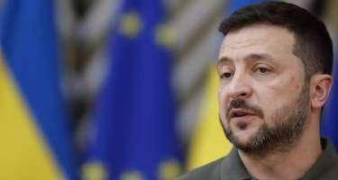 Zelenski vətəndaşlıq haqqında qanunu imzaladı