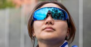 Oakley Meta Vanguard Ağıllı Eynəkləri: Texnologiya Təhlilçisinə Məşqçi Gücü Verən Aksesuar
