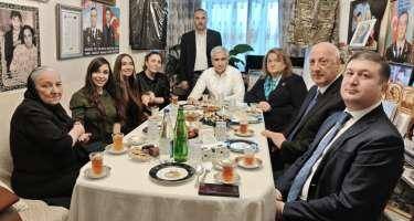 Leyla Əliyeva və Arzu Əliyeva Polad Həşimovun evində olublar