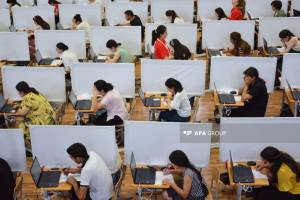 6 mindən çox müəllimin maaşı 35 faiz artacaq
