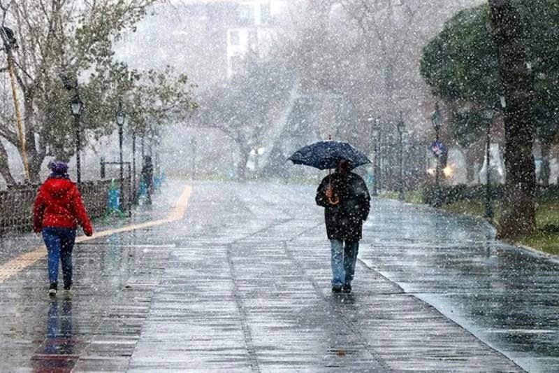 Güclü Leysan və Qarla Qarışıq Yağış Gəlir: Meteorologiya 12 Şəhərə Sarı Kod Xəbərdarlığı Etdi