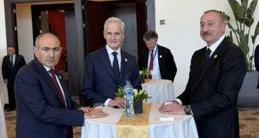 Prezident Paşinyanla görüşdü Xəbər şəkili
