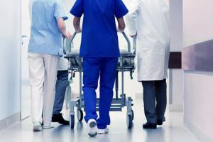 Beyləqanda avtomobilin vurduğu şagird komaya düşüb