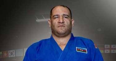 İlham Zəkiyev Avropa çempionatında finala yüksəldi