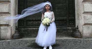 16 yaşlı qız ana oldu