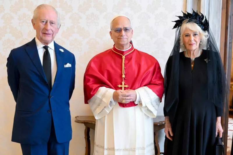 Kral III Çarlz və Papa XIV Leo: Tarixi Görüş və 500 İllik Dua Ənənəsi