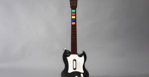"Guitar Hero": Bir Vaxtlar Hər Kəsi Rok Ulduzuna Çevirən Oyunun Musiqi Dünyasına Təsiri Xəbər şəkili