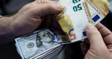 Qonşu ölkənin valyutası kəskin dəyər itirir