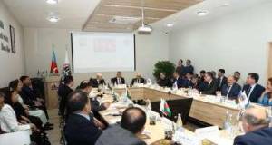 “Müasir Konstitusiyamızın banisi Ulu Öndər Heydər Əliyev” mövzusunda elmi-praktiki konfrans keçirilib -FOTO Xəbər şəkili
