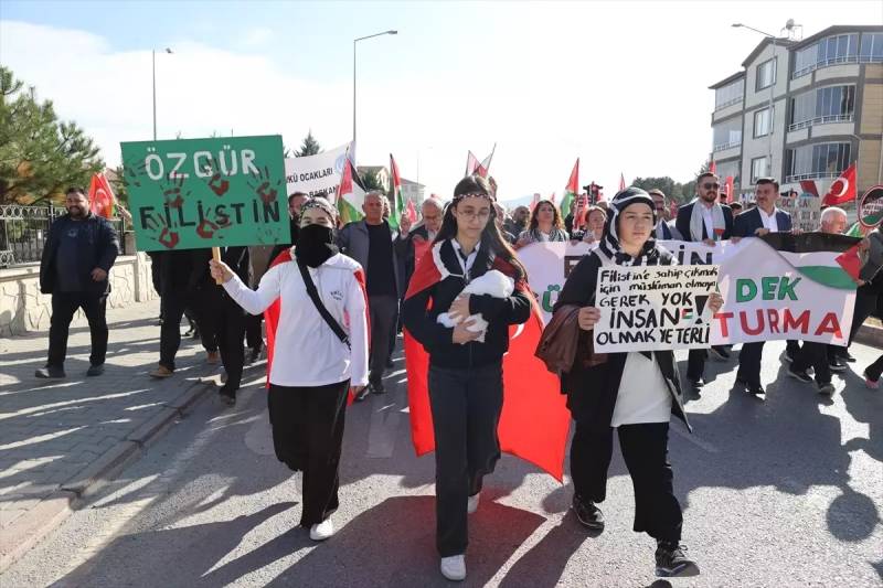 Nevşəhərin Ürgüp Bölgəsində Qəzzaya Dəstək Aksiyası: Beynəlxalq Hərəkət Tələbi Xəbər şəkili