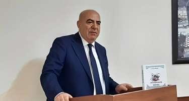 Tanınmış professorun ölkədən çıxışına qadağa qoyuldu
