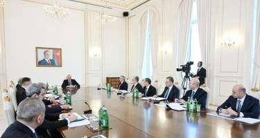 Prezident İlham Əliyev müşavirə keçirdi - FOTO