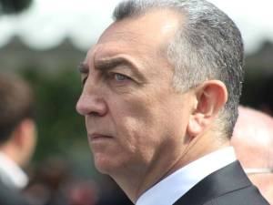 Məmurlar unutmamalıdırlar ki, onların işini qiymətləndirmək üçün əsas meyar sədaqətdir – Eldar Əzizov Xəbər şəkili