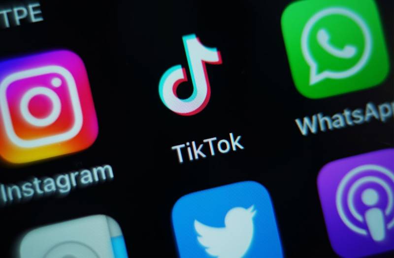 TikTok İstifadəçilərə Süni İntellekt (Sİ) Məzmununu Nə Qədər Görmək İstədiklərini Seçməyə İcazə Verir