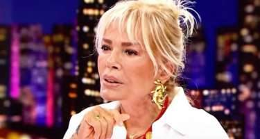 “Xərçəng saçlarımı tökdü, parik taxıram” - Müğənni