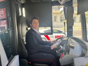 Sərnişinlər qadın olduğum üçün sürücülük qabiliyyətimdən şübhə etməyəcəklər