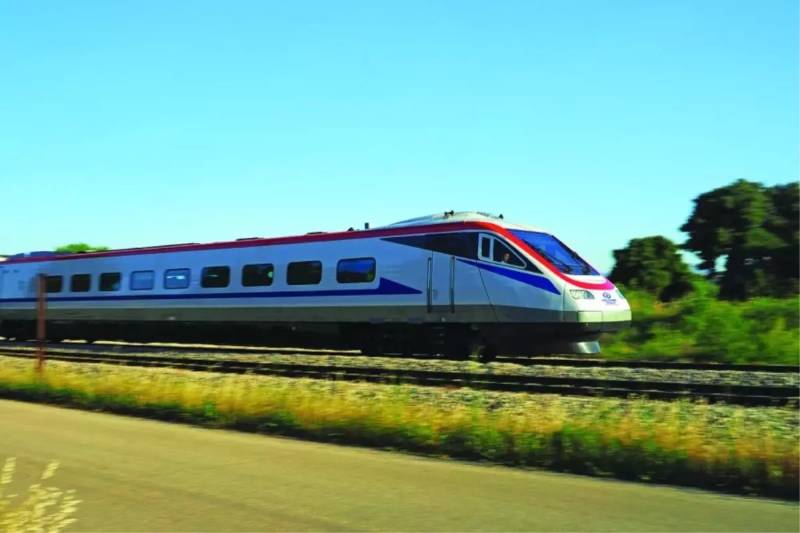 Yunanıstanda Dəmir Yolu İşçilərinin 24 Saatlıq Tətili: Səfərlər Dayandırıldı Xəbər şəkili