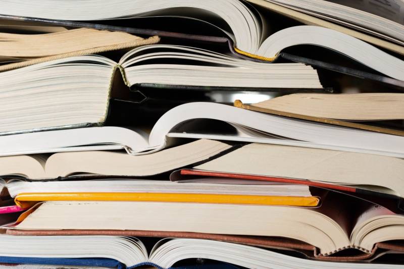 Phictly: Kitab və Serial Sevərləri Bir Araya Gətirən Yeni Sosial Tətbiq