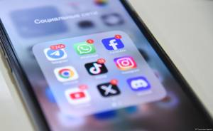 Danimarkada 15 yaşdan kiçik uşaqların sosial mediadan istifadəsi qadağan ediləcək Xəbər şəkili