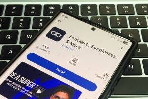 Lenskart İKT-nin İlk Günü: Səhmlər Zəif Başlanğıcdan Sonra Təklif Qiymətinin Üzərində Qapandı Xəbər şəkili