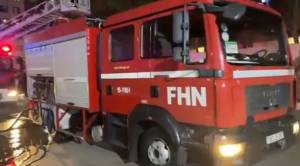 Nizami rayonunda çoxmərtəbəli yaşayış binasında yanğın baş verib (VİDEO) Xəbər şəkili