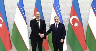 İlham Əliyev Özbəkistan Prezidenti ilə təkbətək görüşdü