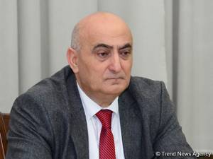 Vətəndaş nə üçün övladını repetitor yanına göndərməli və dövlətin təhsil siyasəti barədə başqa fikirdə olmalıdır? – Vitse-spiker Xəbər şəkili