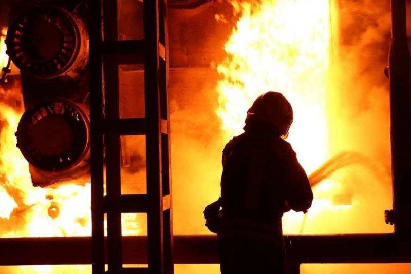 Xırdalanda ev yanır